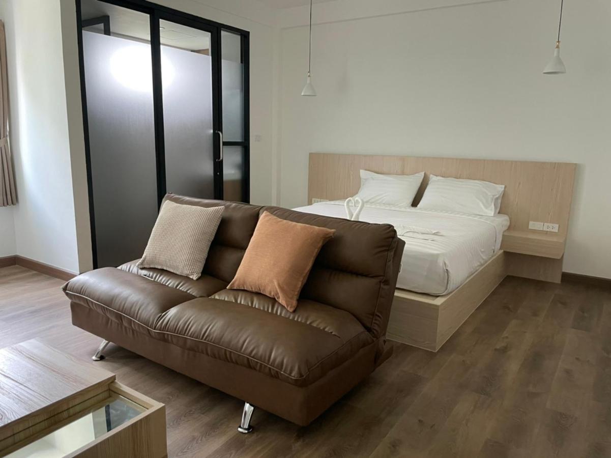 Pimann Place Hotel Chiang Rai Buitenkant foto